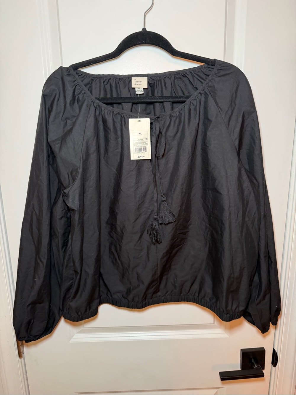 Black Tassel Peasant Top
